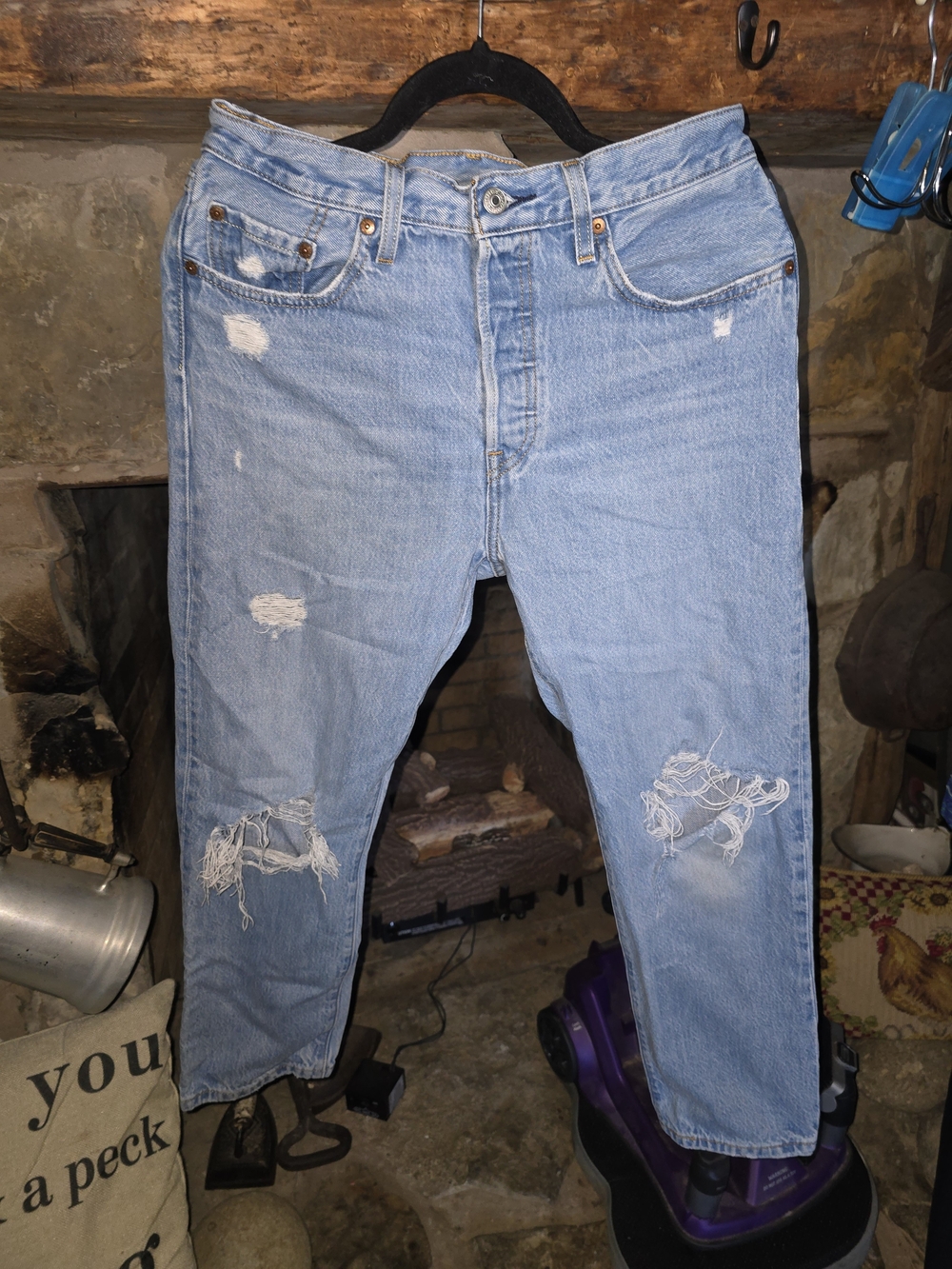 Levi's Light Blue Distressed Women's Cropped Jeans